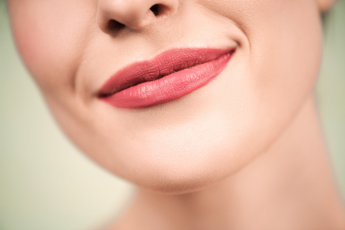 From Matte to Glossy: Understanding the Different Types of Lipstick for the Perfect Look
