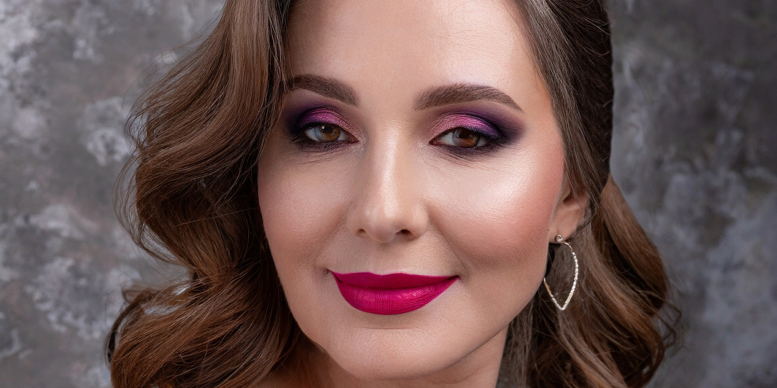 Enhance Your Looks With Simple Makeup For Older Ladies