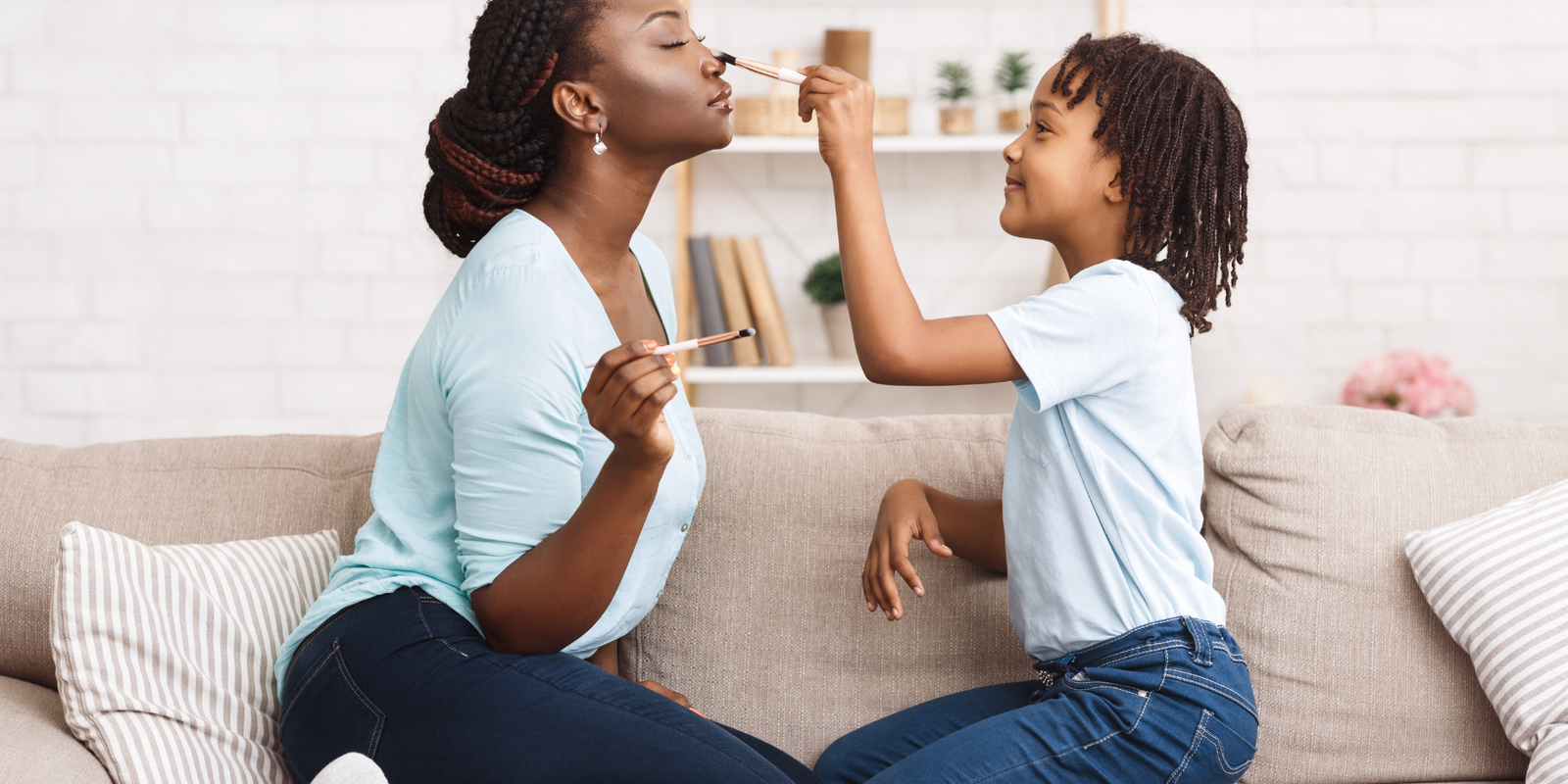 Effective Tips Of Makeup For Mom To Glam Up Routine