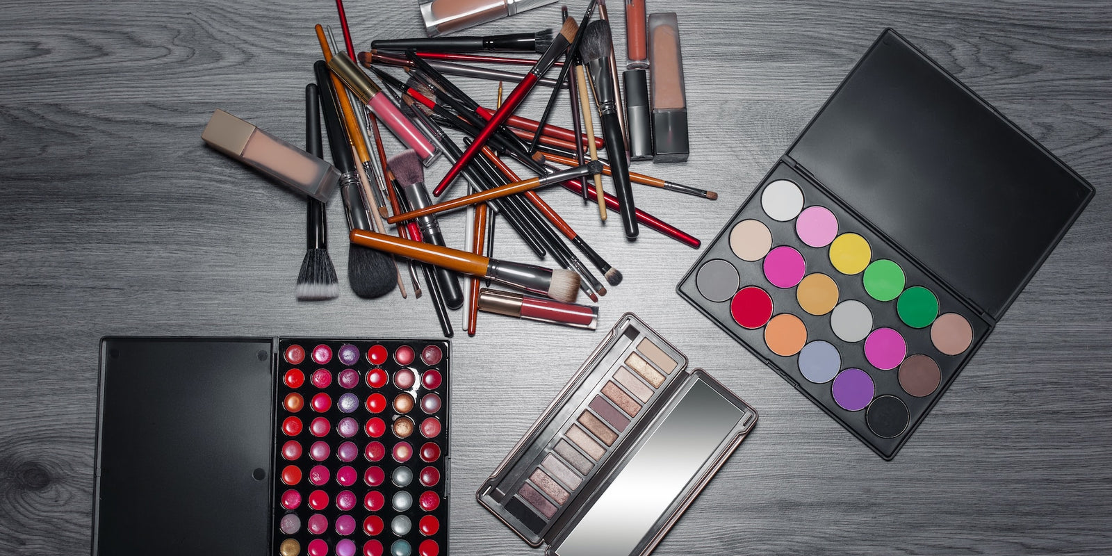 Build Your Must-Have Items Checklist in Your Makeup Kit